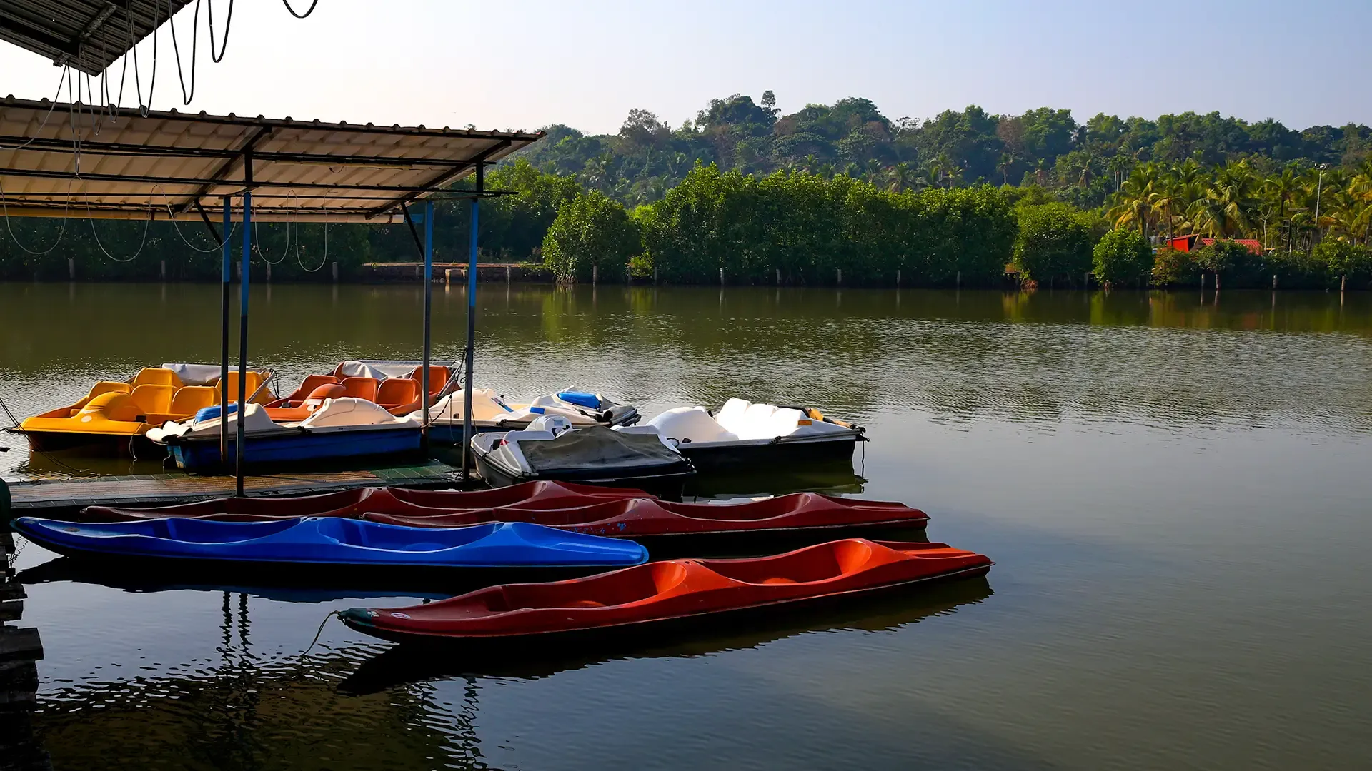 V-Pra Kaayal Floating Park